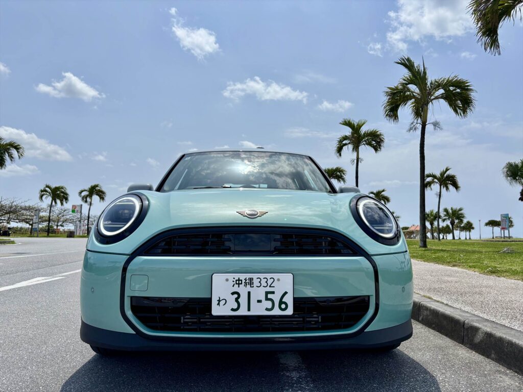 MINI 5DOOR_04